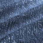 110,2 Canapé trois places en chenille, 1 pouf